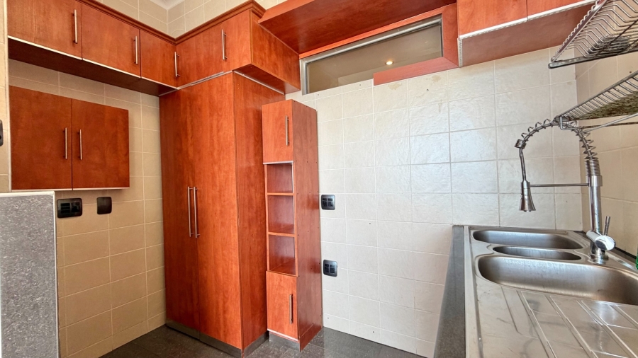 2 Bedroom Property for Sale in Strand Central Western Cape